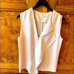 Vince light pink v-neck top